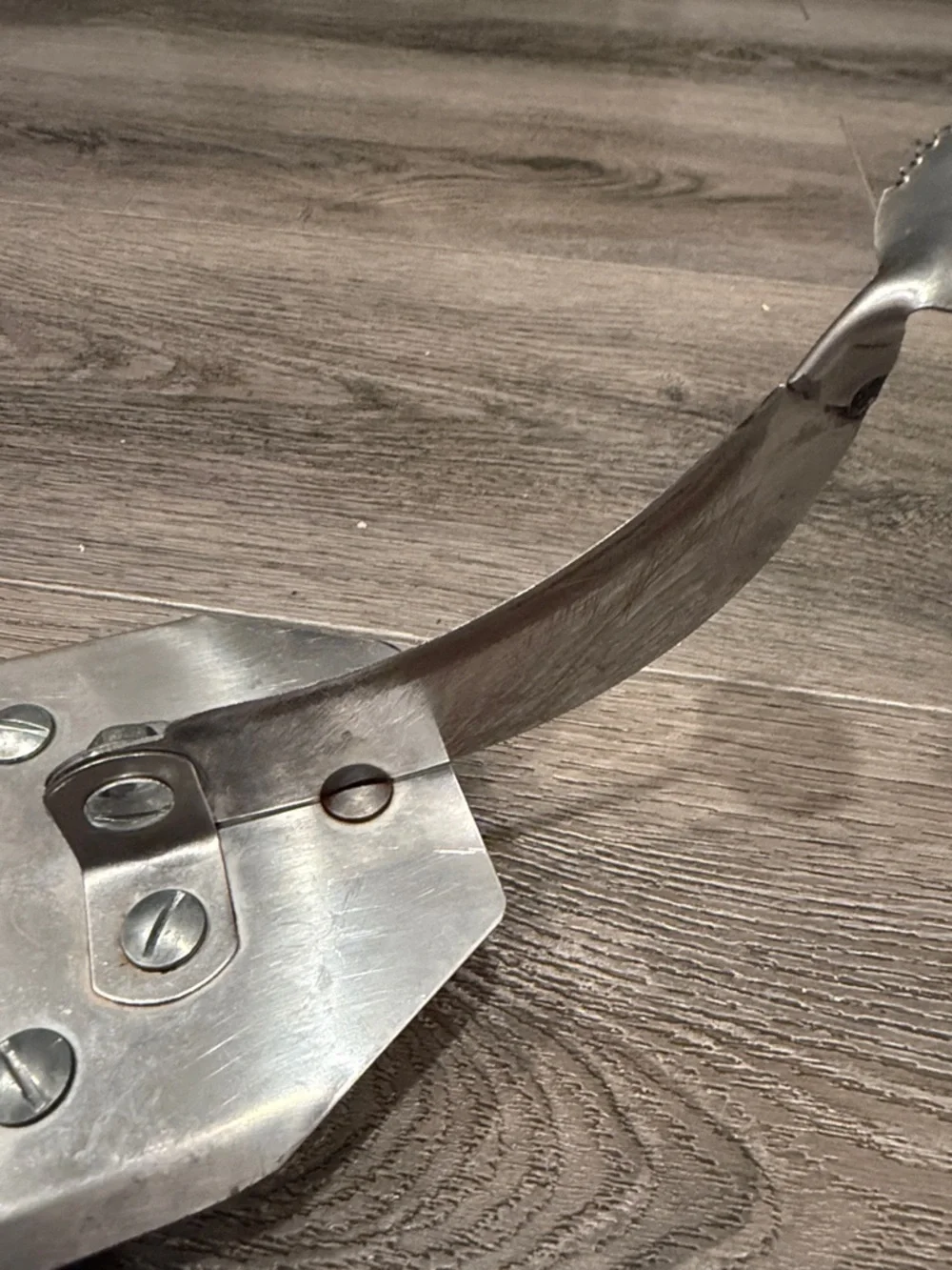 Vintage Stainless Steel cutting Tool Vili - Silver